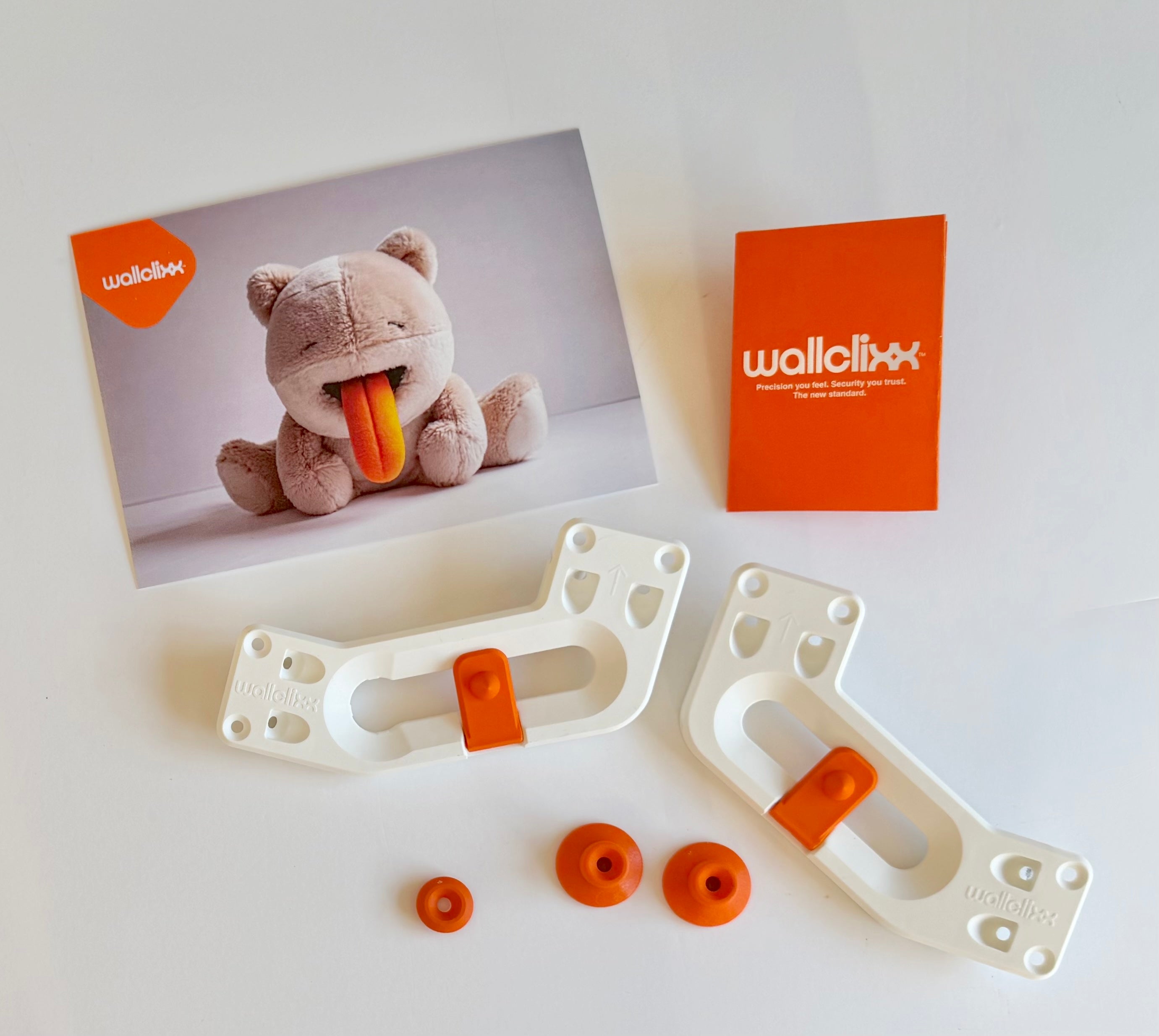 wallCLIXX™ Hero Set - Adjustable Picture Hanging System